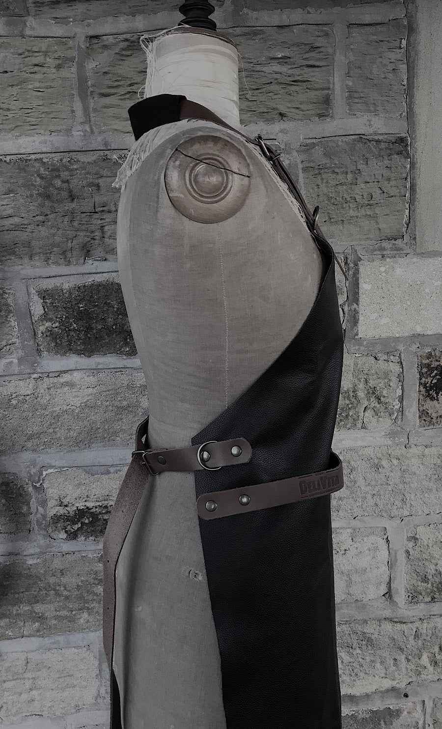 Delivita Leather Apron